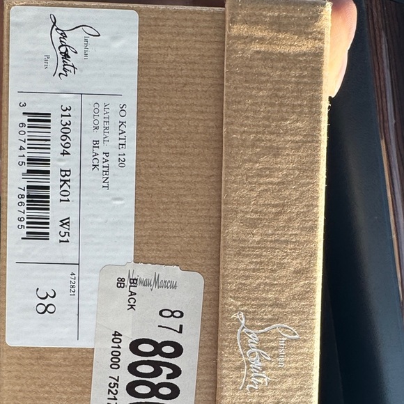 Christian Louboutin Black Patent Pumps So Kate size 38 - Picture 9 of 10